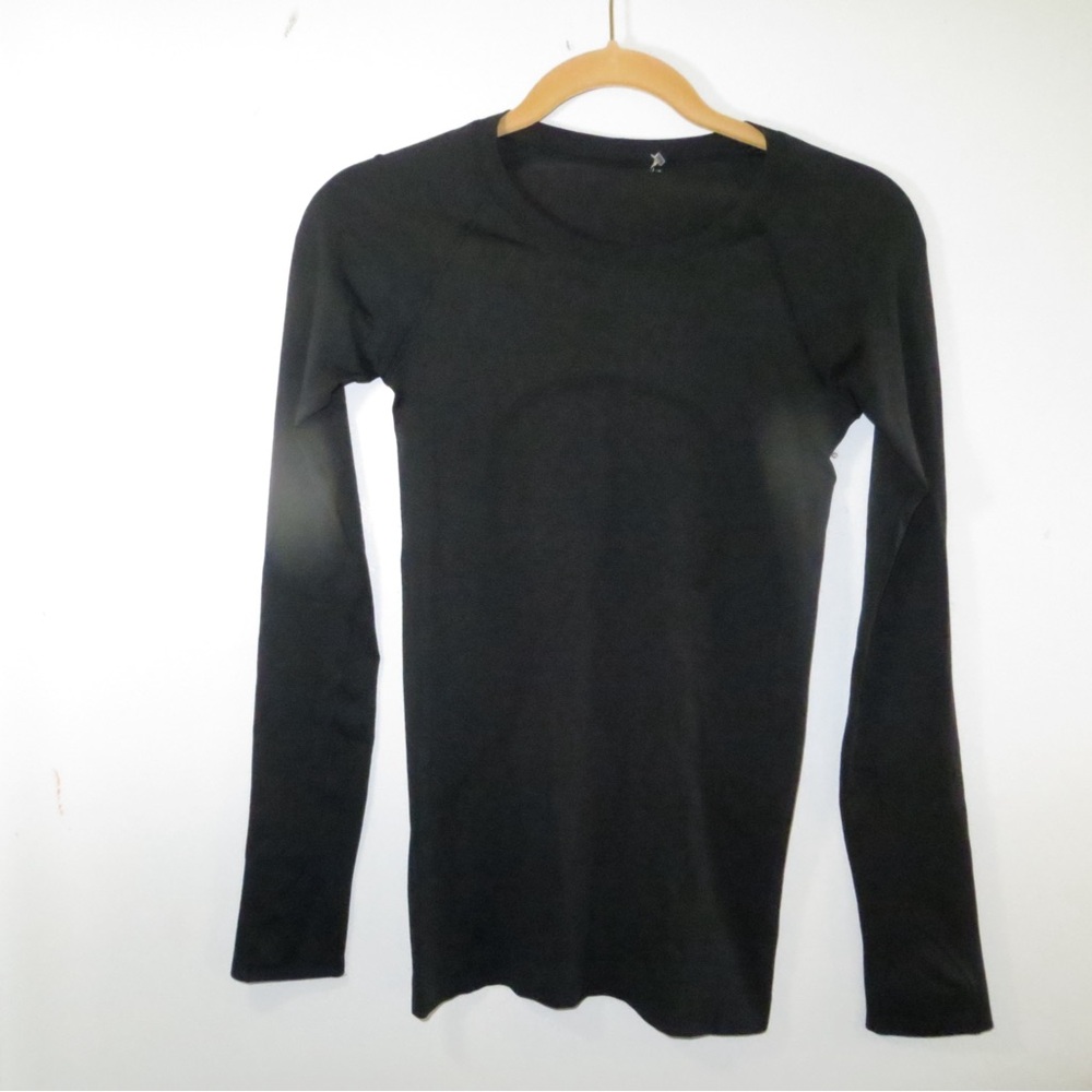 lululemon athletica Black Long Sleeve Top